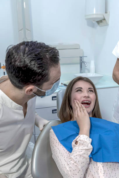 Best Chipped Tooth Repair Near Me  in Elmwood Place, OH